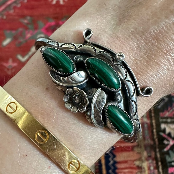 Extraordinary Vintage Old Pawn Sterling Silver Malachite Cuff Bracelet - Picture 11 of 11